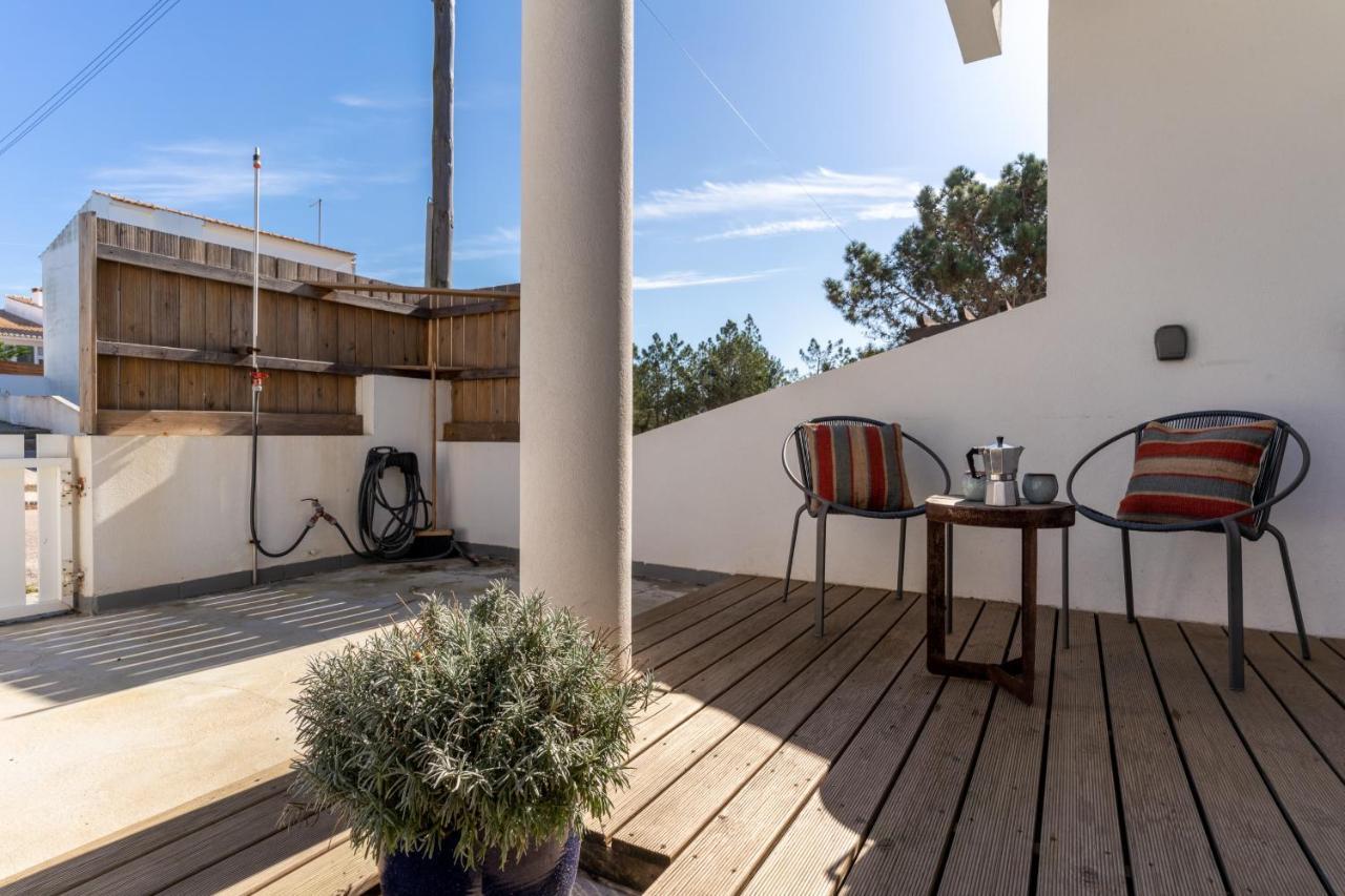 Beach House Clerigo - 2 Unique Apartments อัลเจซูร์ ภายนอก รูปภาพ